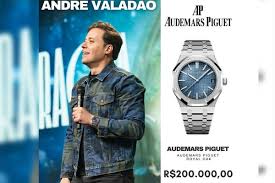 André Valadão e seu Piguet de R$ 200 mil - Divulgação